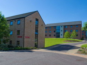 Queen's University Belfast, Elms Village