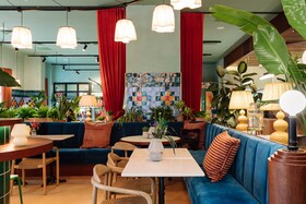 Room2 Belfast Hometel