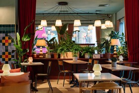 Room2 Belfast Hometel