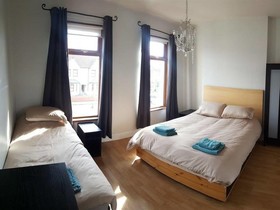 Shaftesbury Avenue Townhouse