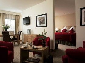 Stormont Hotel