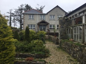 Dulrush Fishing Lodge