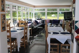 Five Oaks Bed & Breakfast