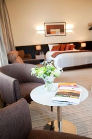 Strangford Arms Hotel