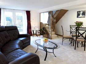Pointers Guest House