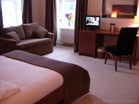 Aberdeen House Hotel