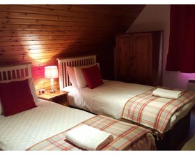 Carn Mhor Bed and Breakfast