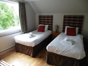 Red Brolly Inn