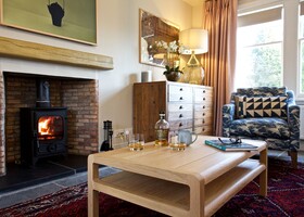 Ross Lodge