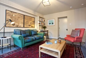 Ross Lodge