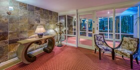 Muthu Dalmally Hotel