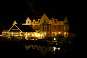 Muthu Dalmally Hotel