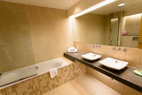 Woodland House Hotel