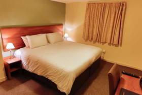 Dunmuir Hotel