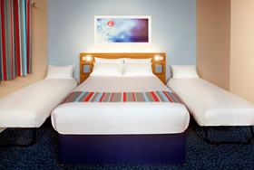 Travelodge Aberdeen Airport