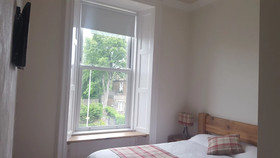 18 Craigmillar Park