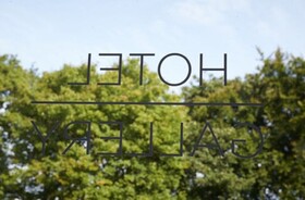 24 Royal Terrace Hotel