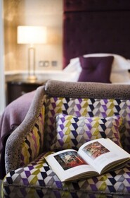 24 Royal Terrace Hotel