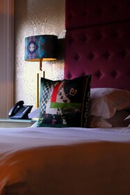 24 Royal Terrace Hotel