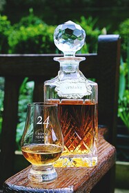 24 Royal Terrace Hotel