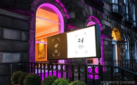 24 Royal Terrace Hotel