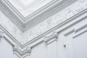 24 Royal Terrace Hotel