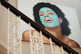 24 Royal Terrace Hotel