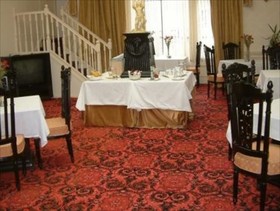 Abbots House B&B