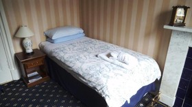 Alexander Guest House