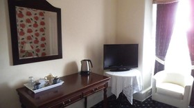 Alexander Guest House