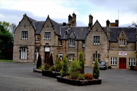 Almond House Lodge