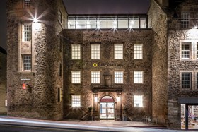 Aparthotel Adagio Edinburgh Royal Mile