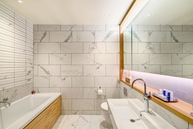 Apex Waterloo Place Hotel
