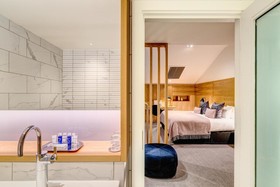Apex Waterloo Place Hotel