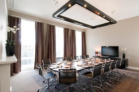 Apex Waterloo Place Hotel