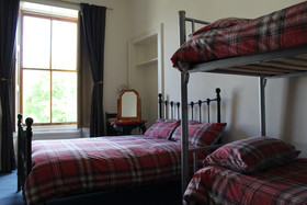 Argyle Backpackers