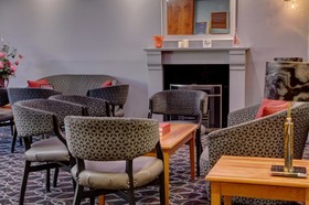 Best Western Kings Manor Hotel