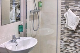 Best Western Kings Manor Hotel