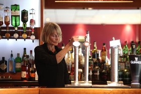 Best Western Kings Manor Hotel