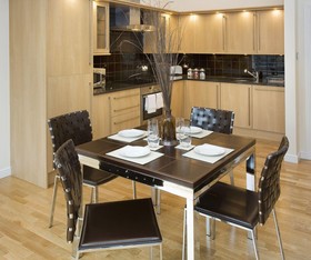 Burnets Apartments