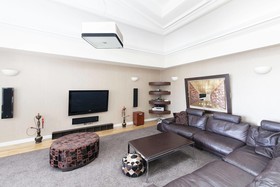 Burnets Apartments