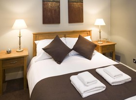 Burnets Apartments