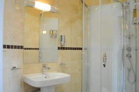 CastleView Guest House