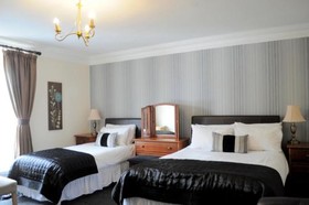CastleView Guest House