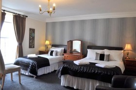 CastleView Guest House