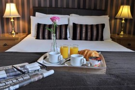 CastleView Guest House