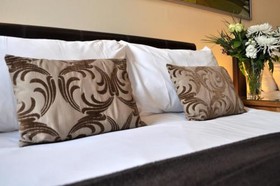 CastleView Guest House
