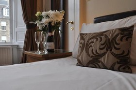 CastleView Guest House