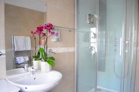CastleView Guest House