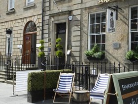 CastleView Guest House